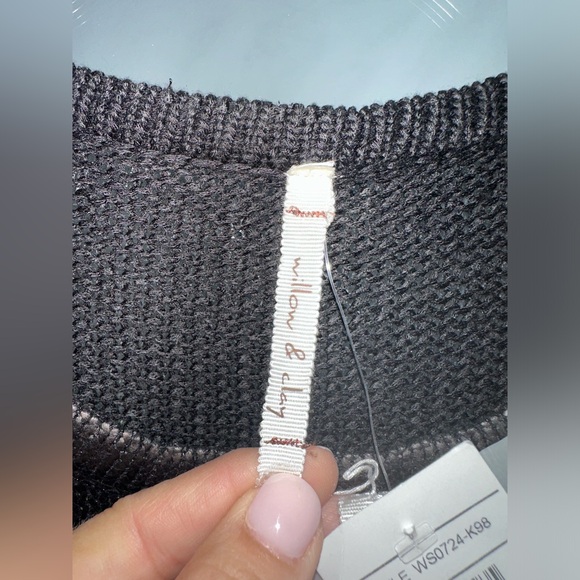 Willow & Clay 3/4 Sleeve Shine Black Scoop Neck Sweater Sz M NWT - Picture 2 of 11